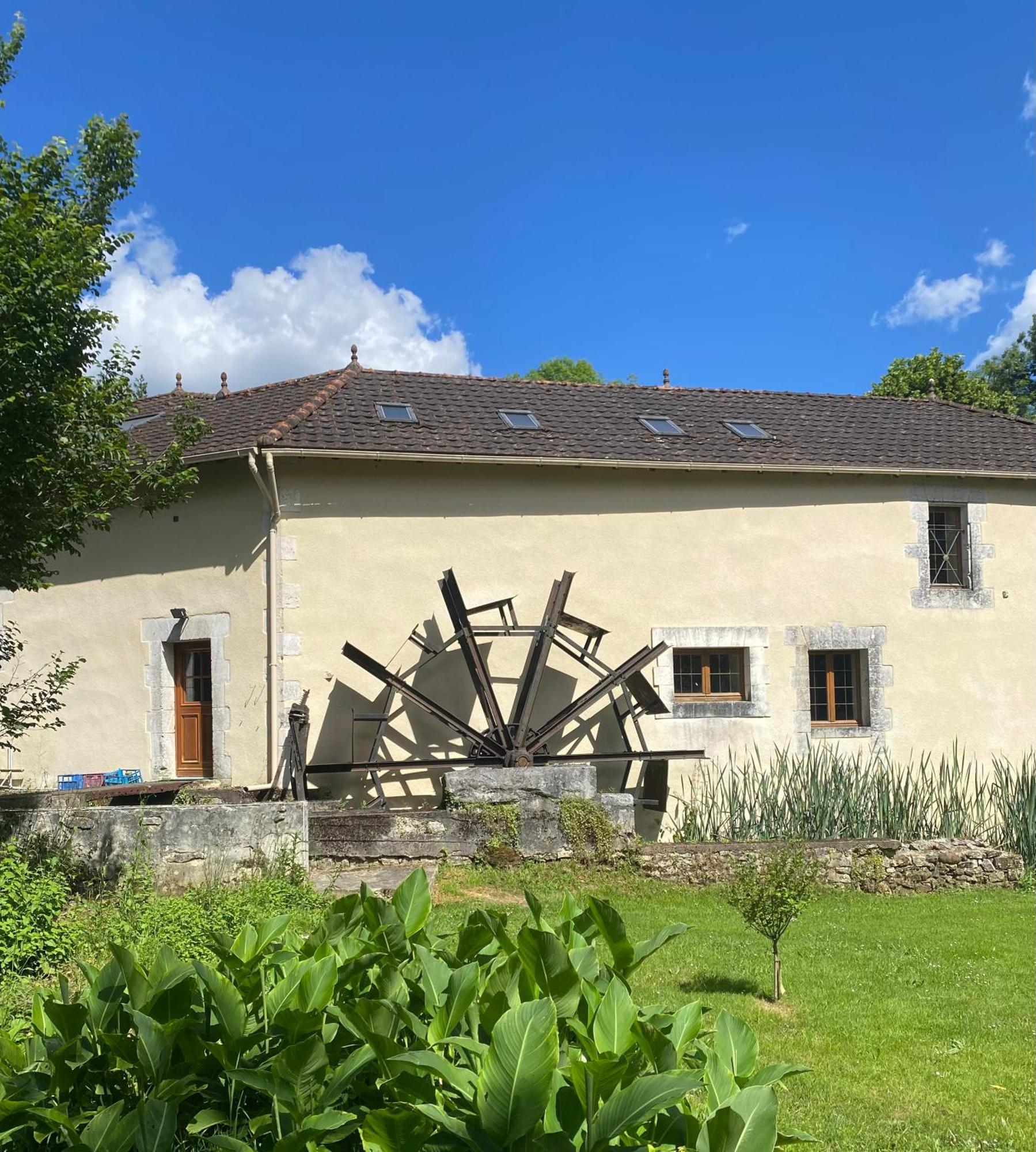 Bed and Breakfast Moulin du Fontcourt à Chasseneuil-sur-Bonnieure Extérieur photo